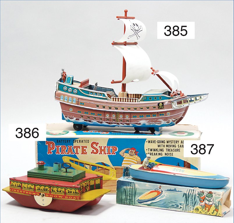 TRADE MARK, Japan, Pirate-Ship, tin, battery-operated,: TRADE MARK, Japan, Pirate-Ship, tin, battery-operated, as good as new, original box, technical not checked German Description TRADE MARK Japan, Pirate-Ship, Blech, Batterieantrieb, neuwertig, Orig.-Ka