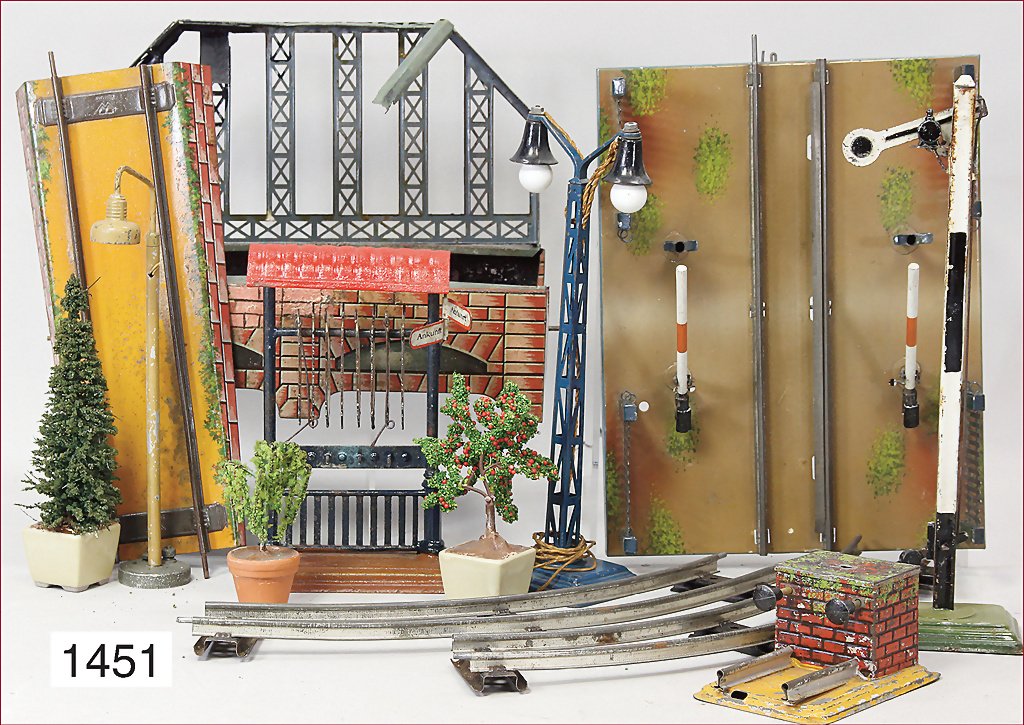 mixed lot of railway accessories, suitable to0 and 1,: mixed lot of railway accessories, suitable to0 and 1, track material, Märklin grade crossing, 1 bridge, Bing, stronger damaged, 1 direction display, Märklin age-old, old Märklin symbol, with scratc