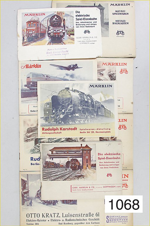 MÄRKLIN, mixed lot of brochures, KK35D, KK34D, KK32,: MÄRKLIN, mixed lot of brochures, KK35D, KK34D, KK32, KK35D, KK36D, KK38D, track plan books etc. German Description MÄRKLIN Konv. Prospekte, KK35D, KK34D, KK32, KK35D, KK36D, KK38D, Gleisplanbücher 