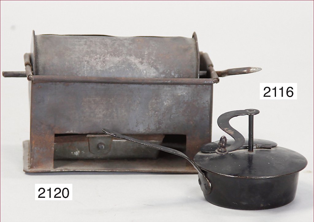 exceptional coffee roaster, tinplate, 13 cm, for a: exceptional coffee roaster, tinplate, 13 cm, for a large early kitchen, with burner German Description außergew. Kaffeeröster, Weißblech, 13 cm, für große frühe Küche, mit Brenner