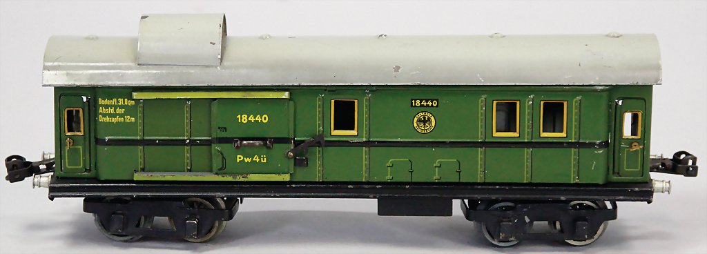 MÄRKLIN Spur 0, 1844, Gepäckwagen, 29,5 cm, 4-achsig: MÄRKLIN Spur 0, 1844, Gepäckwagen, 29,5 cm, 4-achsig