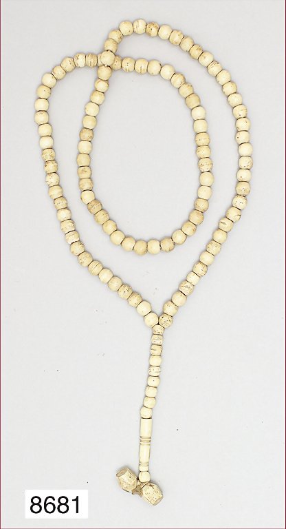 Kette, Bein um 1900, endlos, L = 73 cm: Kette, Bein um 1900, endlos, L = 73 cm