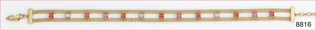 Goldfarbenes Halsband von GIVENCHY (2 x sig. mit dem: Goldfarbenes Halsband von GIVENCHY (2 x sig. mit dem GIVENCHY Logo), zwei netzartige Kettenstränge, in der Mitte verbunden durch quadratisch geschliffene Steine, in Rot-und Rose-Tönen, L = 38,5 cm