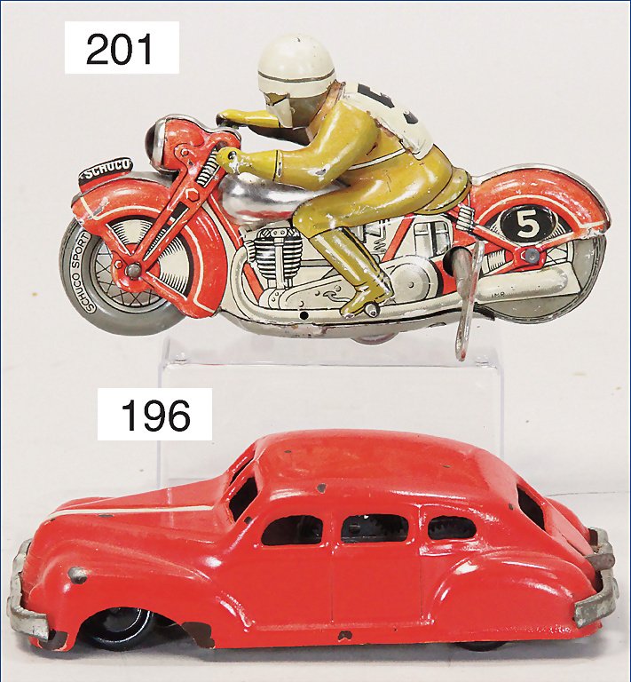 LINEOL saloon, 13.5 cm clock mechanism is intact, used,: LINEOL saloon, 13.5 cm clock mechanism is intact, used, with scratches on the paintwork, early GDR production German Description LINEOL Limousine, 13,5 cm Uhrwerk intakt, bespielt, Lackfehler, frühe