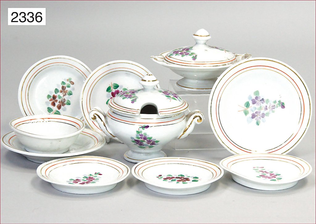 doll kitchen dinner service, porcelain, flower decor,: doll kitchen dinner service, porcelain, flower decor, c. 1890, tureen, height 8.5 cm, bowl with cover, 5 plates, 3 bowls, partially at edge a little bit knocked German Description Puppenküchen-Speise