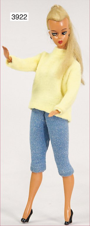 HAUSSER Bild Lilli, small size, face in good condition,: HAUSSER Bild Lilli, small size, face in good condition, blond hair with slight loss, lemon yellow long-armed pullover, with ¾ trousers, the thumb od the the left hand is missing German Description HA