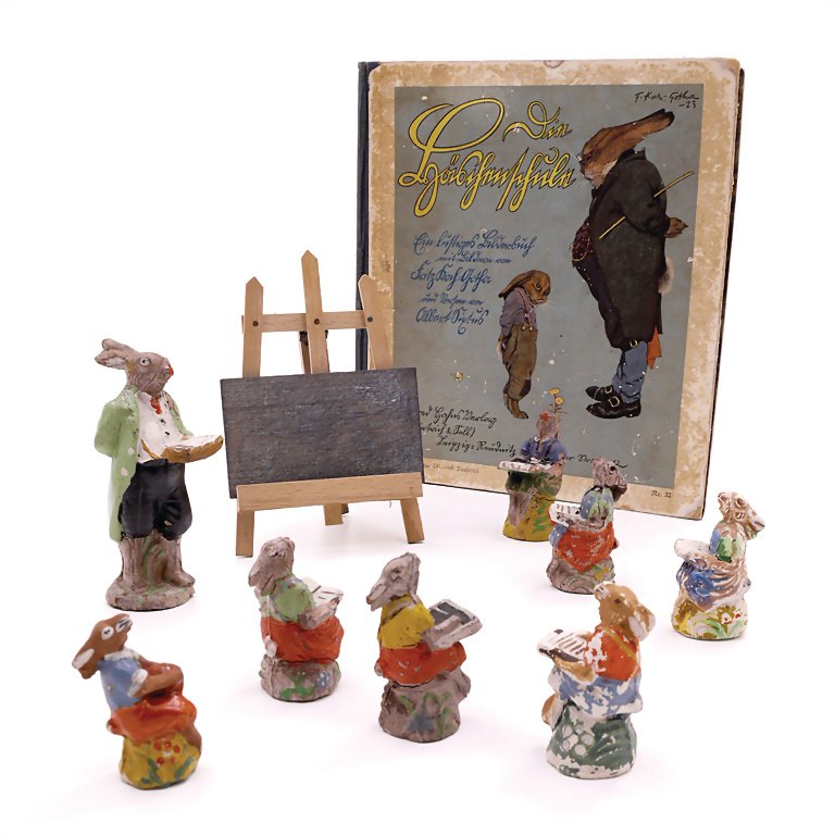 the bunny school,"F. Koch-Gotha / -23", Leipzig, 1924,: the bunny school,"F. Koch-Gotha / -23", Leipzig, 1924, cover is worn and knocked, figures are worn German Description Die Häschenschule,"F. Koch-Gotha / -23", Leipzig, 1924, Einband berieben u. besto