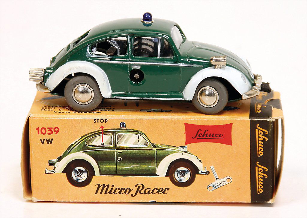 SCHUCO Micro Racer, VW police 1039, as good as new,: SCHUCO Micro Racer, VW police 1039, as good as new, original box German Description SCHUCO Micro Racer, VW Polizei 1039, neuwertig, Orig.-Kart.