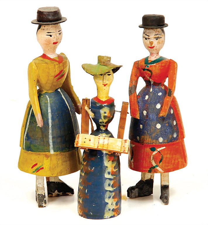 ERZGEBIRGE wood with pull mechanism, midwife with baby,: ERZGEBIRGE wood with pull mechanism, midwife with baby, 8.5 cm, 2 figures, 10.5 cm, probably around 1900 German Description ERZGEBIRGE Holz mit Zugmechanismus, Hebamme mit Wickelkind, 8,5 cm, 2 Figure