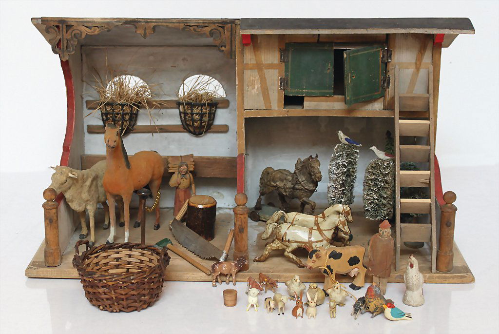 kl. Stall, Holz, L: 52 cm, T: 23 cm, H: 30 cm, dazu 2 (1 of 1)