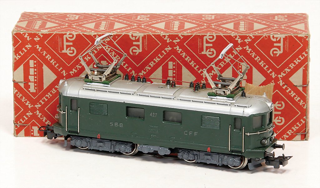 MÄRKLIN H0, RT800, Schweizer E-Lok, Sbb, Guss, sehr (1 of 1)