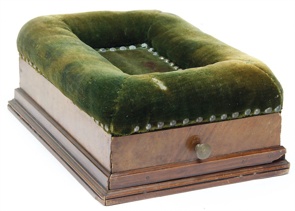 Fußschemel für Pediküre mit Schublade, oberer Aufsatz (1 of 1)