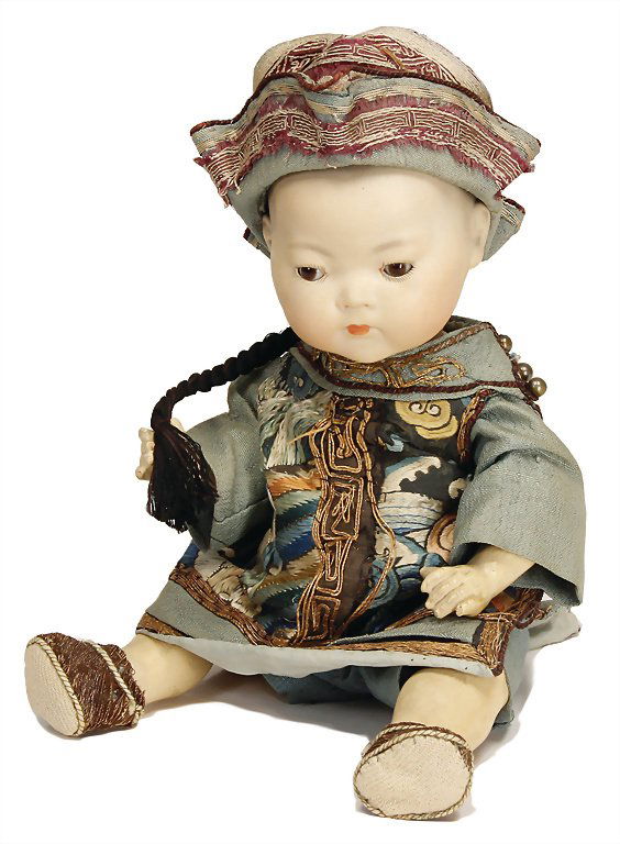 AM 356, biscuit porcelain socket head, yellow toned, (1 of 1)