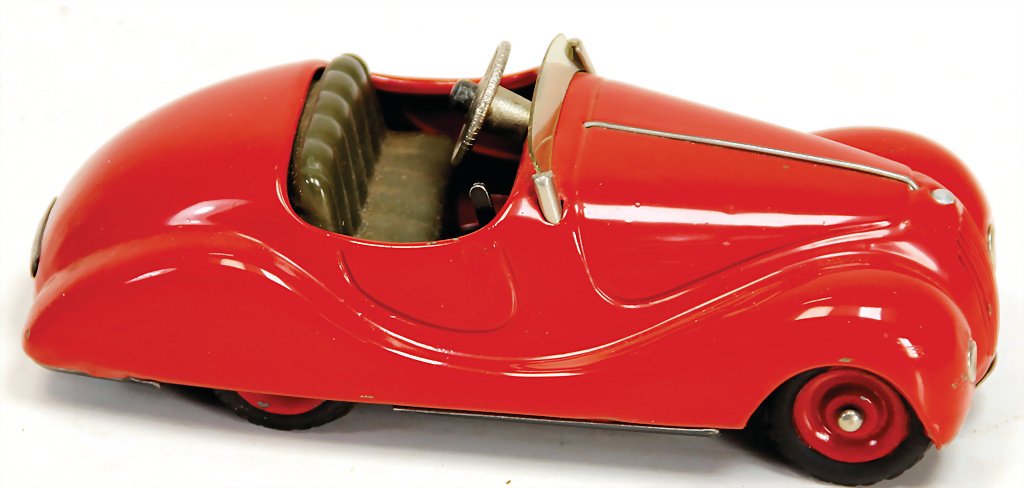 SCHUCO Arkustico, 2002, pre-war era, red, 14 cm, good: SCHUCO Arkustico, 2002, pre-war era, red, 14 cm, good condition, both clock mechanism s are intact, small traces of usage German Description SCHUCO Arkustico, 2002, Vorkrieg, rot, 14 cm, guter Zust.,