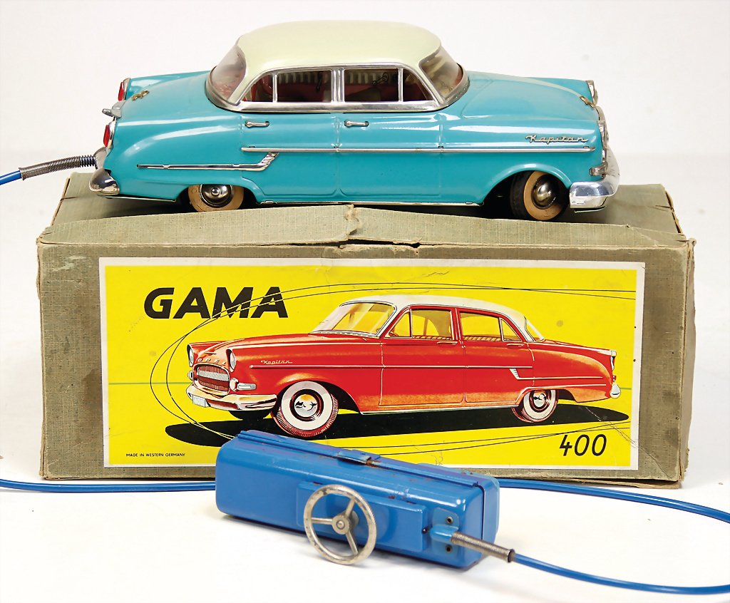 GAMA 400, Opel Kapitn, sheet metal, battery-operated, (1 of 1)