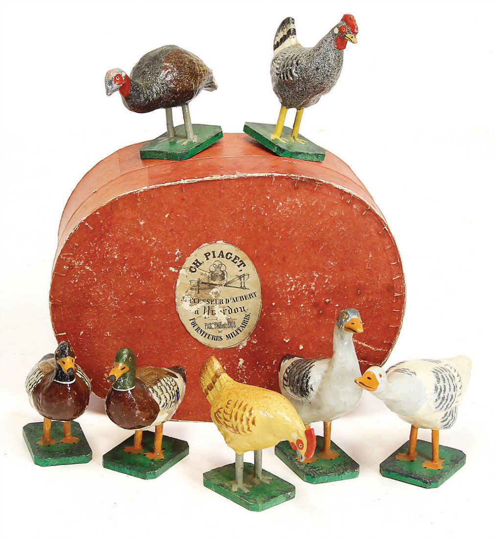 7 pieces poultry, papier mch on wood base, height 8-9: 7 pieces poultry, papier mch on wood base, height 8-9 cm, original painting in very good condition, in an old box made of chipboard, c. 1880 German Description 7 Teile Federvieh, Papiermach auf Holzso