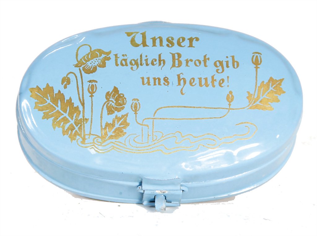 bread box, blue enameled, inscription : "Unser tglich: bread box, blue enameled, inscription : "Unser tglich Brot gib uns heute" (give us today our daily bread), oval, lenght 8.5 cm German Description Brotkasten, blau emailliert, Aufschrift: ,,Unser tglic