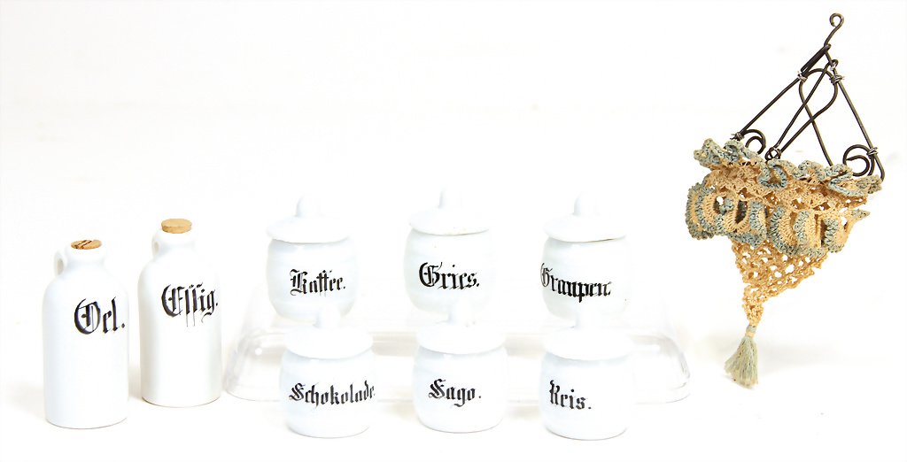 doll kitchen decoration pieces, onion net, vinegar and (1 of 1)