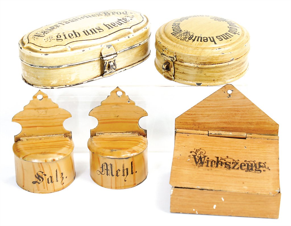 doll kitchen parts, sheet metal, handpainted, probably (1 of 1)