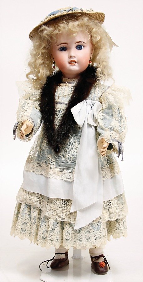 SFBJ Porzellankopf-Puppe gem. Paris 9, blaue fest (1 of 1)