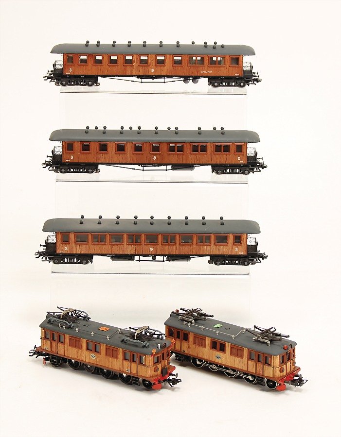 MäRKLIN  H0, Holzzug, mit 3 Personenwagons, 2 (1 of 1)