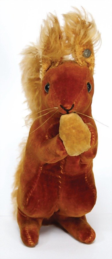 STEIFF velvet squirrel with nut in the paws, ears and (1 of 2)