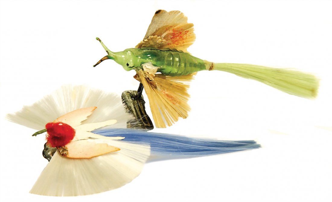 Christmas tree decoration, glass, paper, pipe cleaner, (1 of 1)