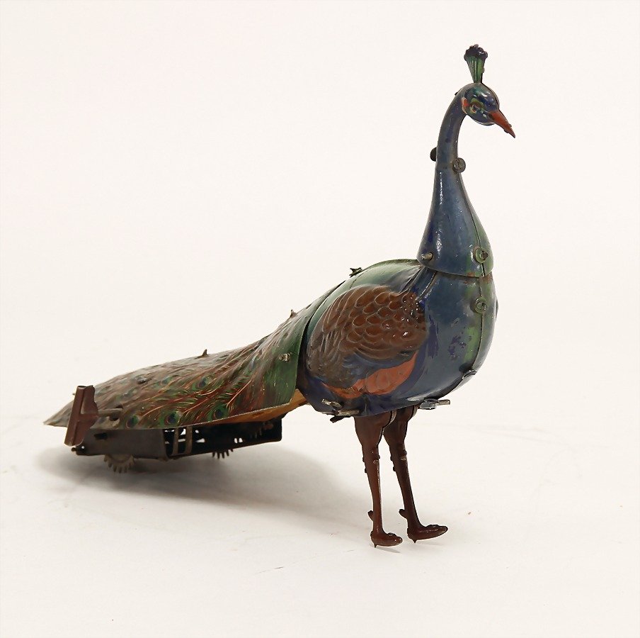 EBU peacock, pre-war era, 25 cm, lithographedsheet (1 of 1)