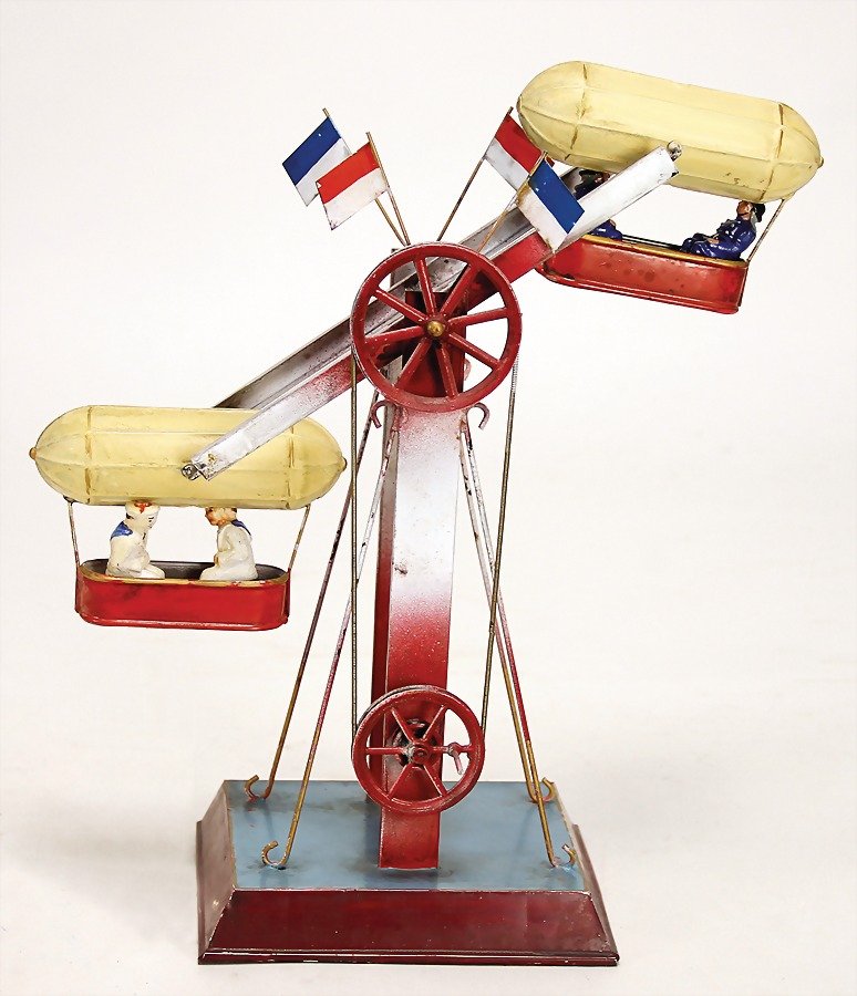 drive model, zeppelin, height 35 cm, handpainted sheet (1 of 1)