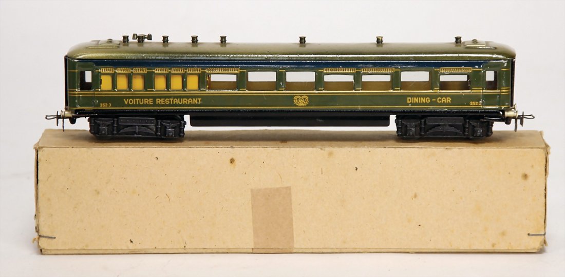 MÄRKLIN 00, 352J, dining car, 4-axled, grey export (1 of 1)