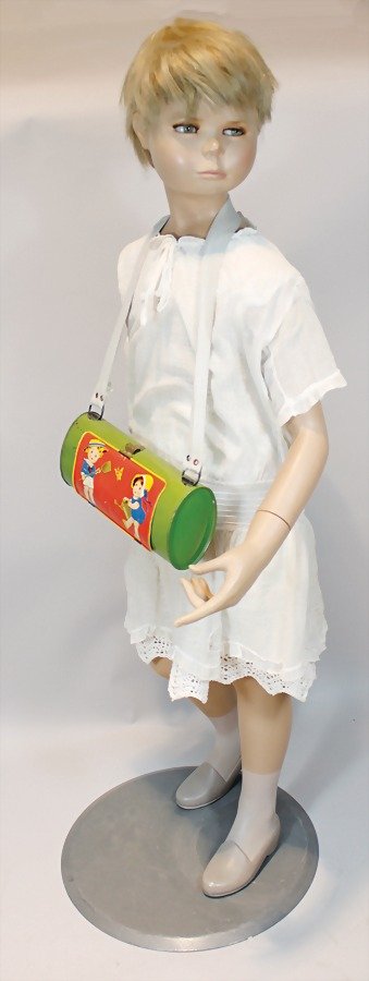 Schaufensterpuppe, Mädchen, eingesetzte Glasaugen, (1 of 1)