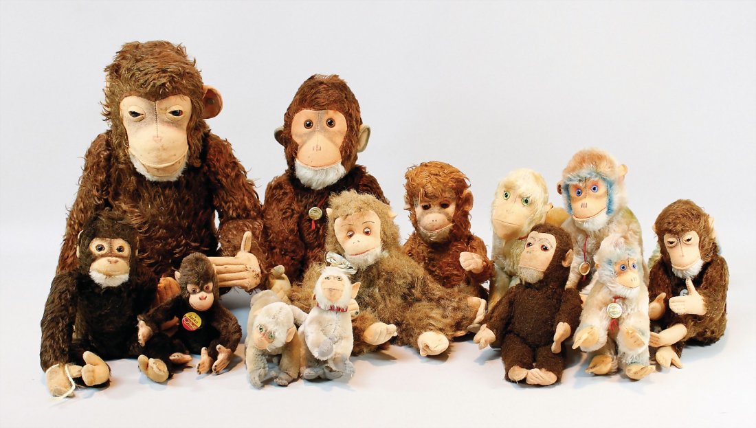 Konv. 30 Plüschaffen, meist Steiff, Hermann u. (1 of 1)