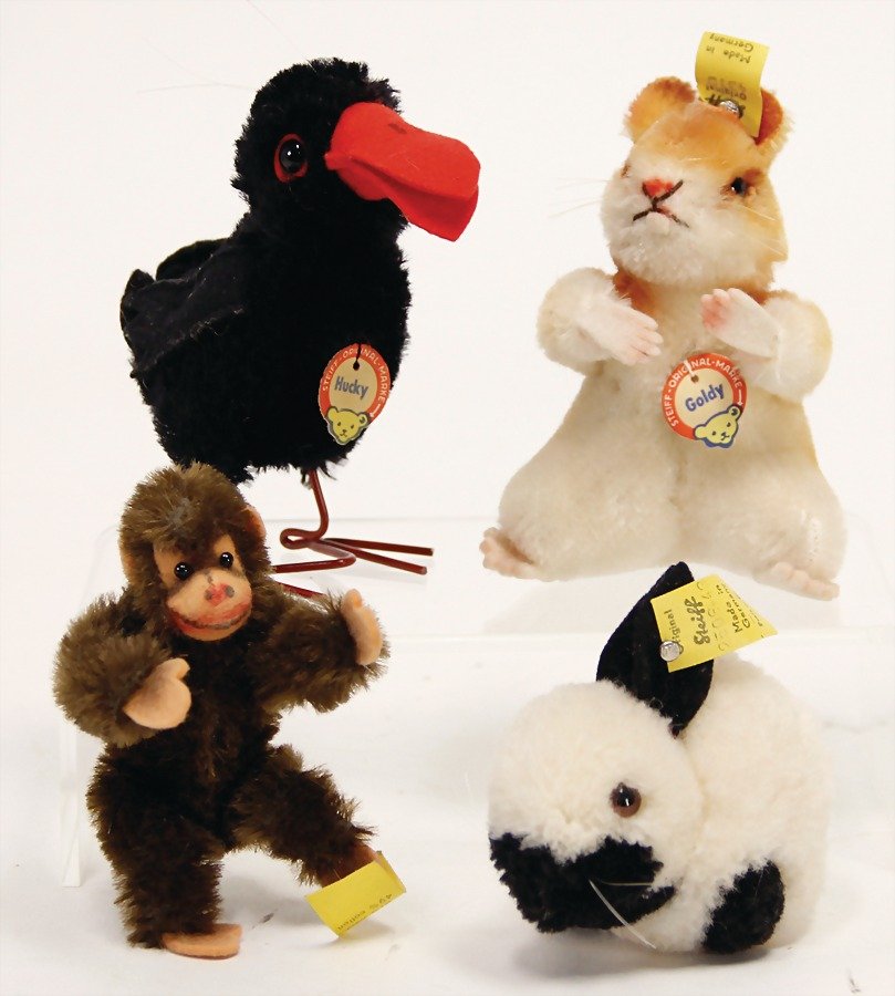 STEIFF chimpanzee, without chest label, with button and (1 of 1)