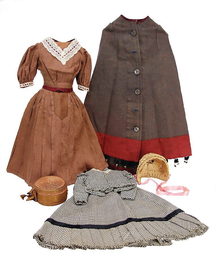 mixed lot of old clothes for a fashion doll, coat, 2 (1 of 1)