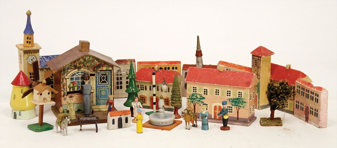 ERZGEBIRGE miniatures, houses, colored  wood, (1 of 1)