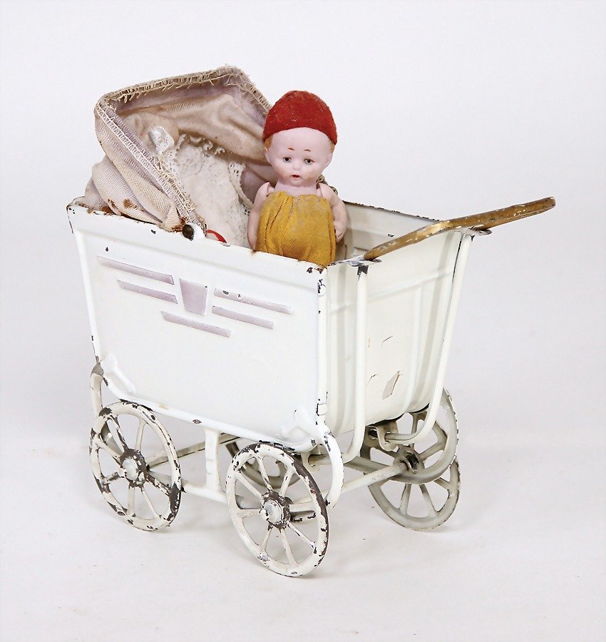 dollhouse pram, sheet metal, '20s, 17.5 cm, with (1 of 1)