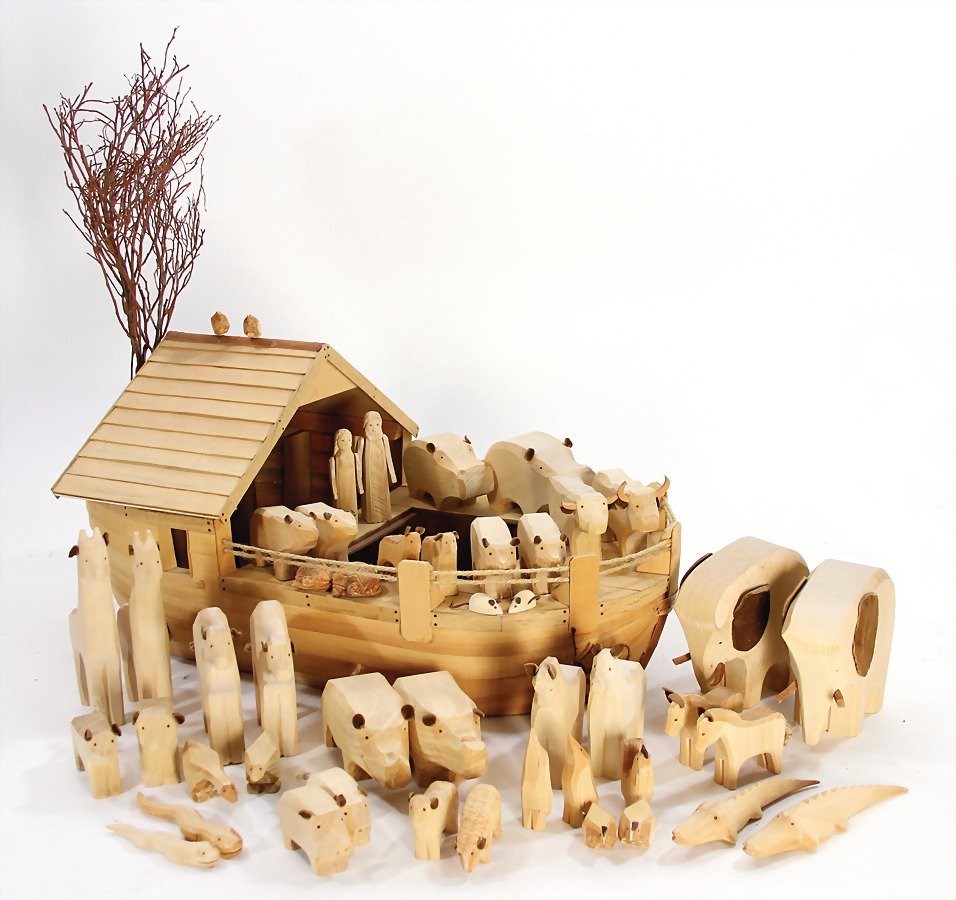 Noah`s ark Noah Berchdesgaden, carved wood, with (1 of 1)
