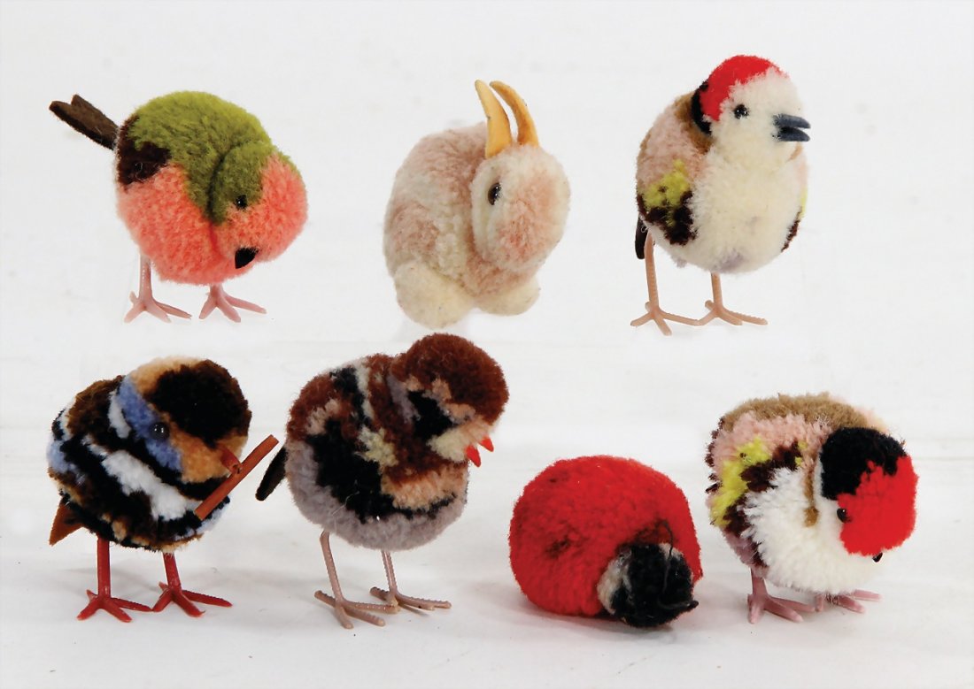STEIFF Konv. 7 Wolltiere, darunter 5 Vögel mit: STEIFF Konv. 7 Wolltiere, darunter 5 Vögel mit Kunststofffüßen, 1 Hase mit Knopf u. 1 kl. Marienkäfer German Description STEIFF Konv. 7 Wolltiere, darunter 5 Vögel mit Kunsts