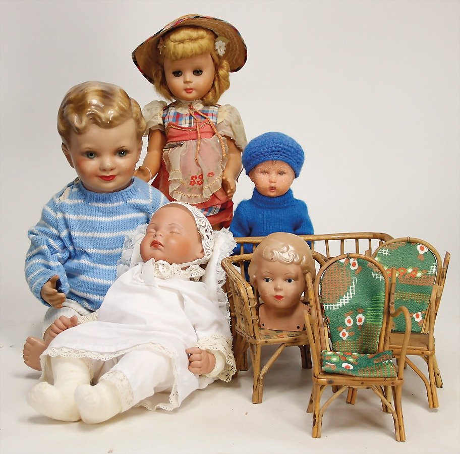 Konv. 4 Masse u.- Kunststoff-Puppen, 1x (1 of 1)