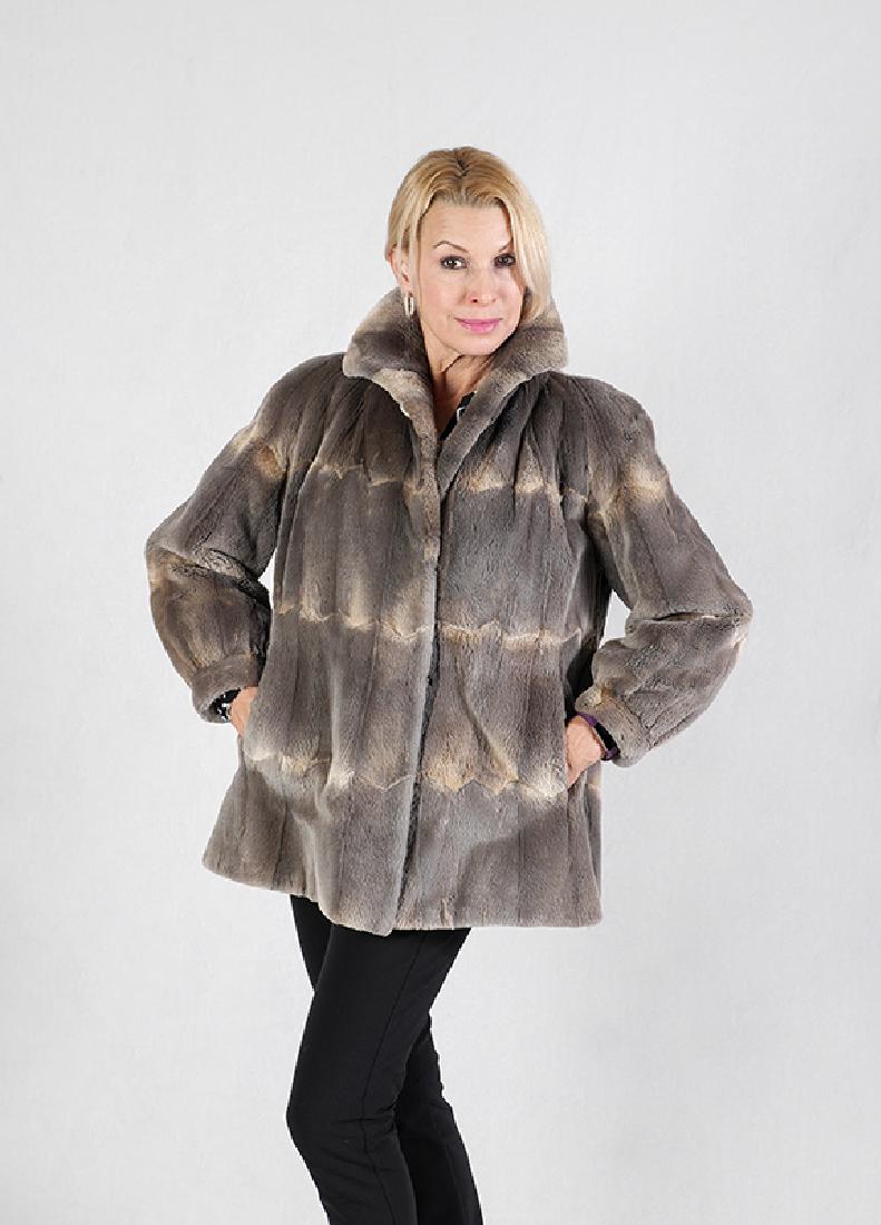 GREY CHENEILLE SWING COAT: GREY CHINCHILLA SWING COAT: Cleaned and fully lined. Custom made by Roark Furs, Laura OH. Approximate measurements: 27'' from neck to sleeve cuff/hem, 16.5'' across back and 28'' length from neck to h