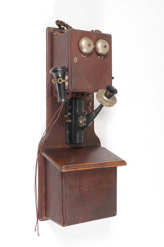WESTERN ELECTRIC OAK CRANK WALL PHONE: WESTERN ELECTRIC OAK CRANK WALL PHONE: Vintage crank phone, transmitter marked Western Electric Company 259 W. Varnished oak case and wall mount, Sold with 2 Columbia Gray Label dry cell batteries. Ph