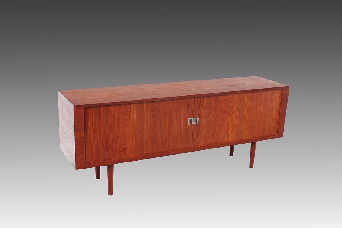 HANS WEGNER FOR RY MOBLER TEAK PRESIDENT CREDENZA: HANS WEGNER TEAK PRESIDENT CREDENZA: Designed by Hans Wegner for Ry Mobler, teak case, double tambour slide doors, interior with 4 central drawers over open storage, adjustable shelves either side, ta