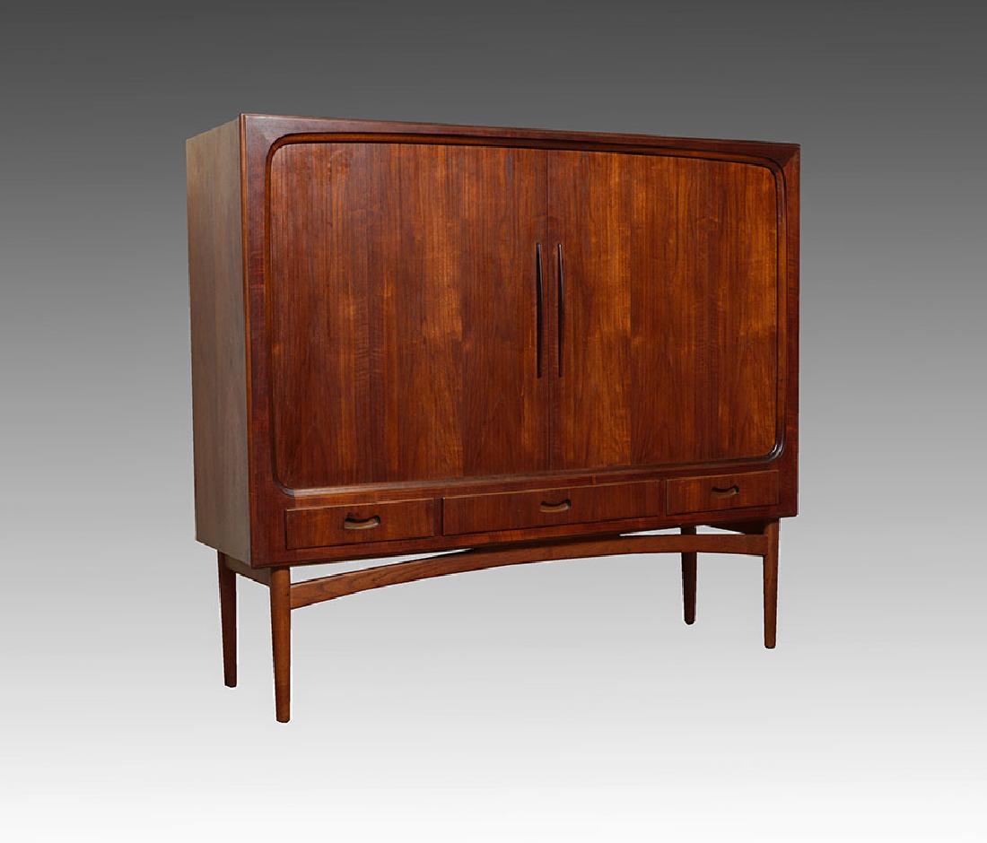 MID CENTURY ROSEWOOD TAMBOUR CABINET ON STAND: MID CENTURY ROSEWOOD TAMBOUR CABINET ON STAND: Rosewood exterior with double tambour door front, light wood interior with 3 silverware drawers and 5 adjustable shelves, over 3 lower drawers, all on a 