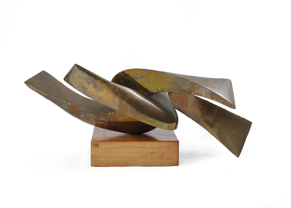 LEONARDO NIERMAN ABSTRACT BRONZE: NIERMAN, Leonardo, (Mexican, 1932- ): Abstract Form, Bronze, 12'' H at tallest point, approx. 38'' W, signed and numbered 3/3, affixed to a wooden plinth, measures 4'' x 13.5'' x 13.5''. Leonardo Nier
