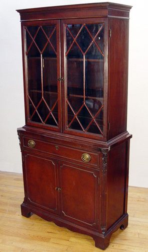 208a Diminutive 1940 S Fine Mahogany China Cabinet Sep 24 2006 208a Diminutive 1940 S Fine Mahogany China Cabinet