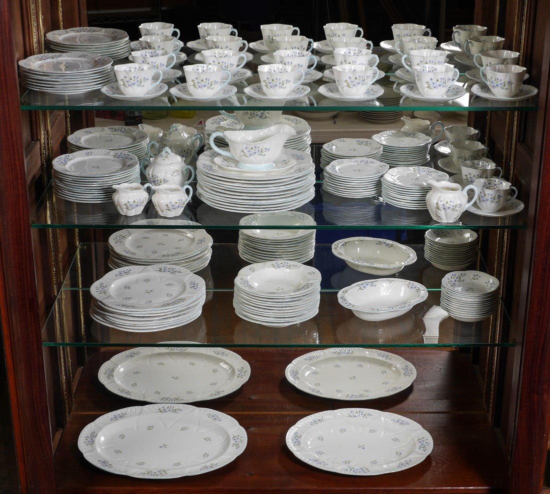 SHELLEY DAINTY SHAPE BLUE ROCK CHINA SERVICE: SHELLEY DAINTY SHAPE BLUE ROCK CHINA SERVICE: Approx. 122 pieces in the Blue Rock patter (dainty shape) by Shelley to include 20 dinner plates (11"), 20 salad plates (8"), 21 bread plates (6"), 12 sou