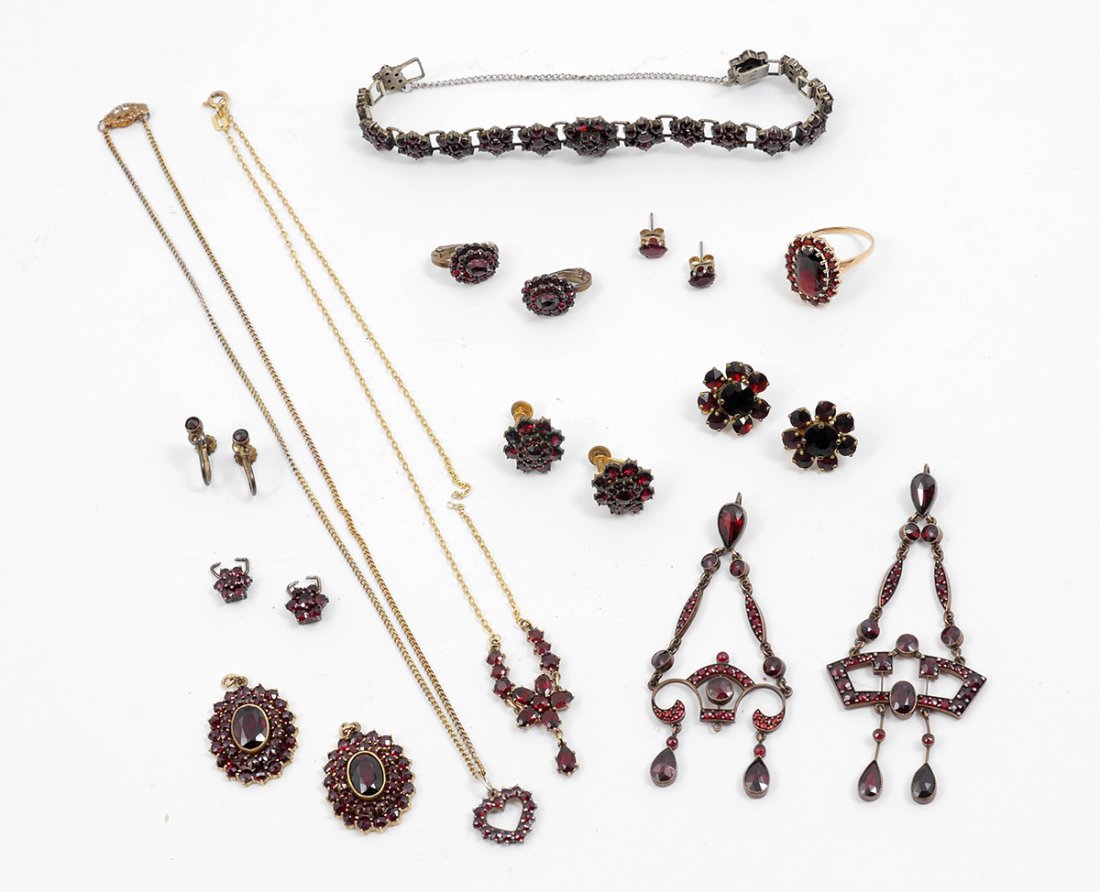 COLLECTION OF GARNET JEWELRY: COLLECTION OF GARNET JEWELRY: Lot contains vermeil pieces including 2 necklaces, 5 pair of earrings, 2 lavaliers, one bracelet. One 10K ring. All jewelry contains rose cut garnets. Gold Weight: 3.3 gr