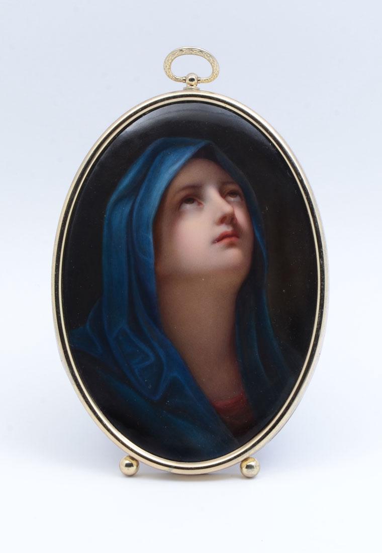 HENRY BUCKER HAND PAINTED KPM PLAQUE OF MARY: HENRY BUCKER HAND PAINTED KPM PLAQUE OF MARY: Plaque depicts Mary, the mother of Jesus, with eyes raised to heaven. The artist has written "Maria (illegible) Canto Dolce," or "Mary's Sweet Song" on th