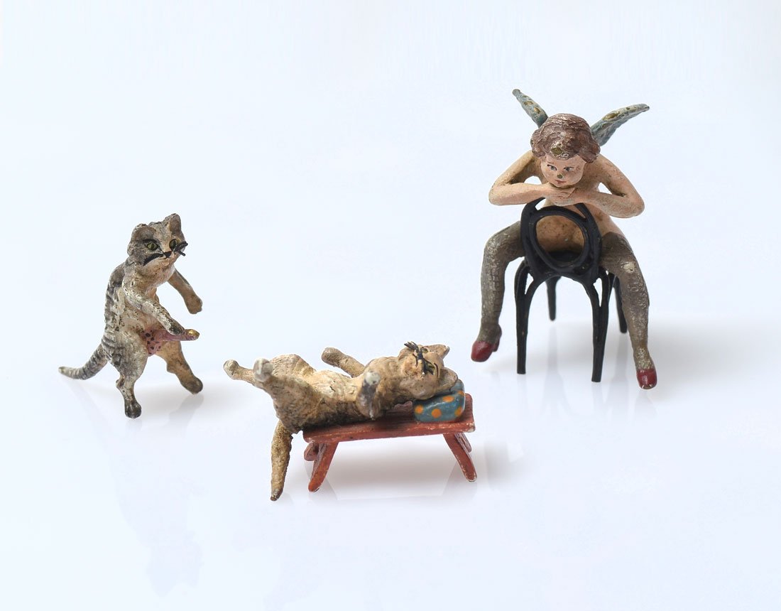 FRANZ BERGMAN EROTIC CATS AND SITTING NUDE ANGEL: FRANZ BERGMAN EROTIC CATS AND SITTING NUDE ANGEL: 2 anatomically correct fornicating cats on a table. Cold painted bronze and marked underside. Nude angel sitting backwards in chair with chin resting 
