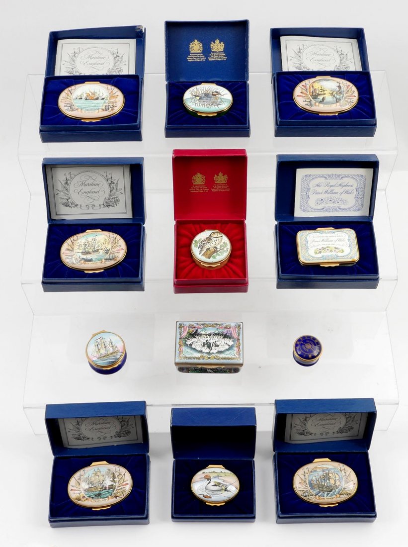 12 PC COLLECTION HALYCON ENAMELED PILL BOXES: 12 PC COLLECTION HALYCON ENAMELED PILL BOXES: 12 finely enameled pill boxes by Halcyon Days, 10 of which are in their original boxes. 6 have maritime scenes, 3 have bird motifs, 1 is a Prince of Wales